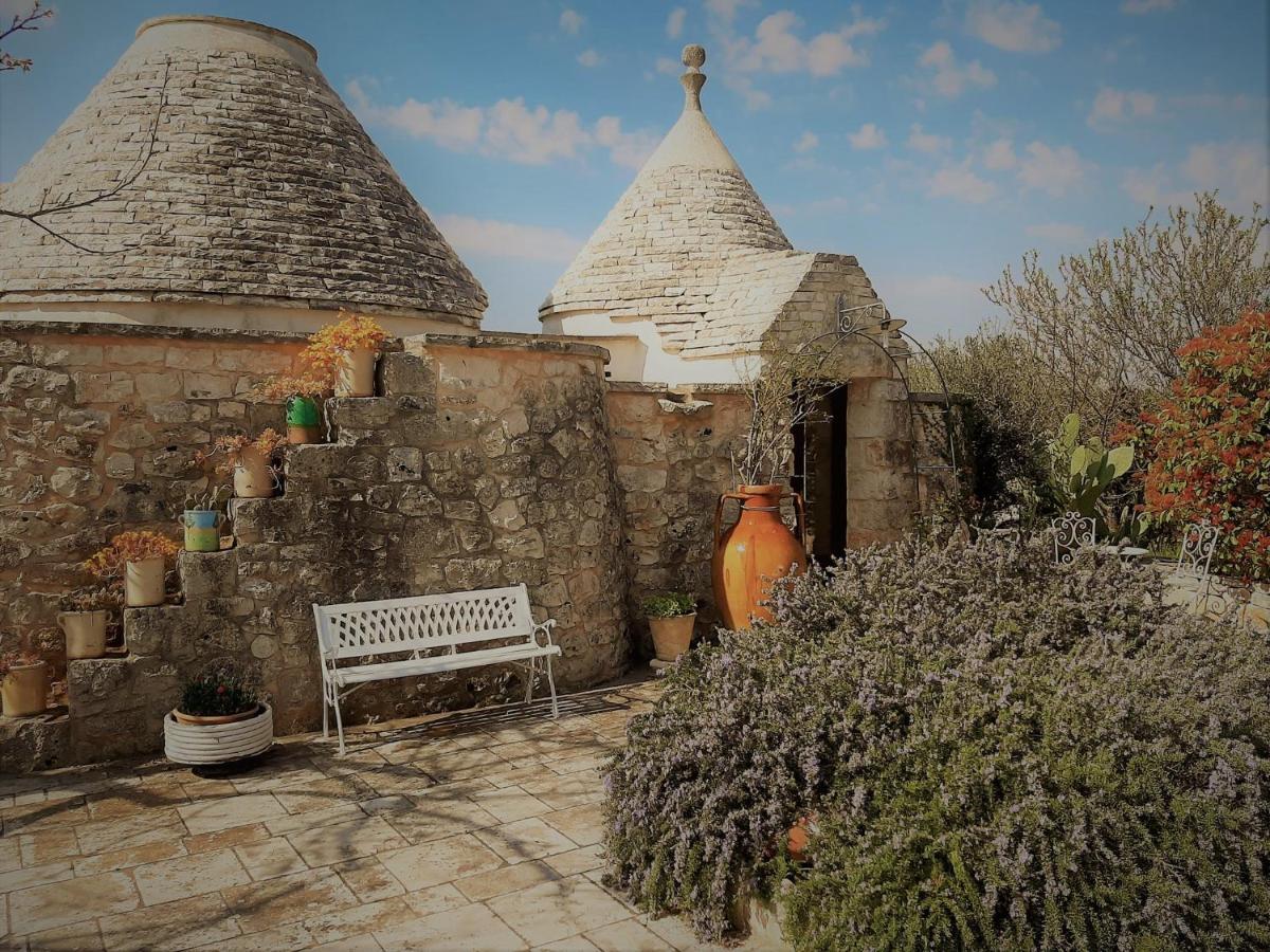 オストゥーニ Trulli Fogliarellaゲストハウス エクステリア 写真