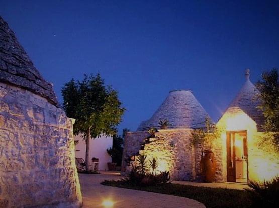 オストゥーニ Trulli Fogliarellaゲストハウス エクステリア 写真