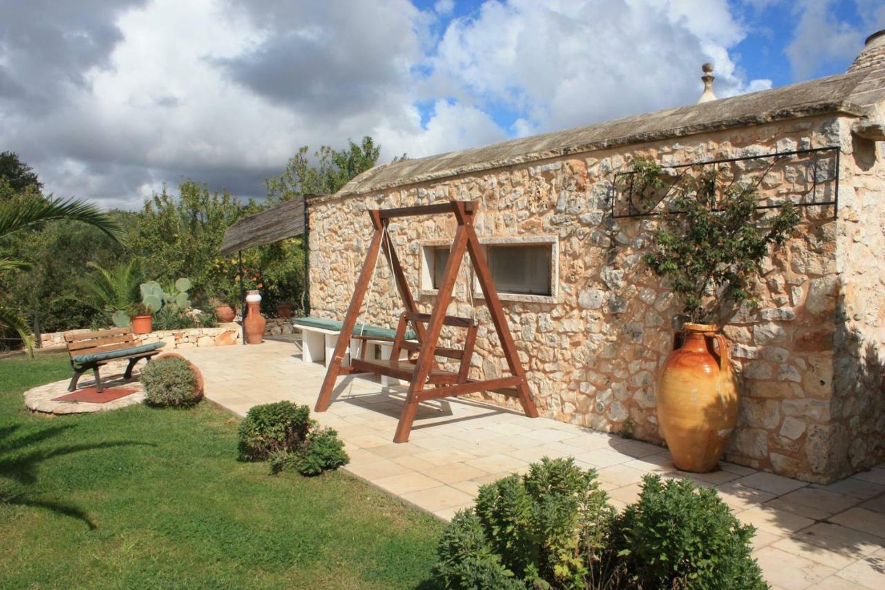オストゥーニ Trulli Fogliarellaゲストハウス エクステリア 写真